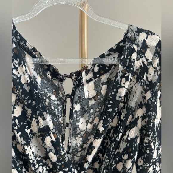 Free People “All The Right Ruffles” Romper – Size XS - Picture 5 of 8